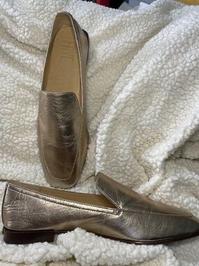 Brand New, Never worn, Frye golden loafer size 10